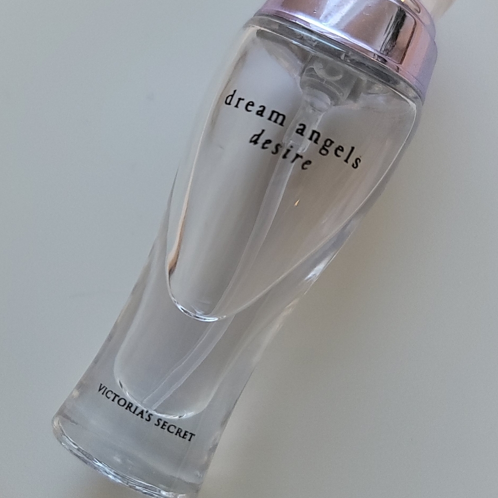 RARE - Victorias Secret Dream Angels Desire mini  perfume .25oz. USED